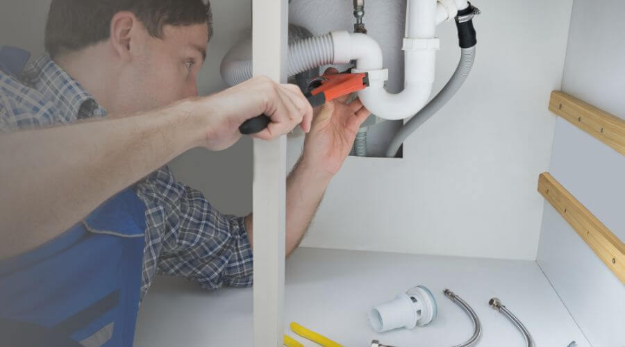 Professional Tankless Water Heater Installation in Center Line, MI